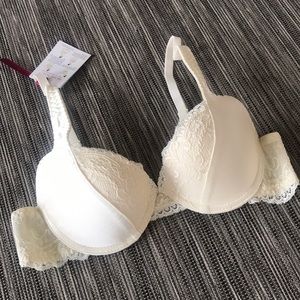 NWT Little Bra Company Mercedes Bra